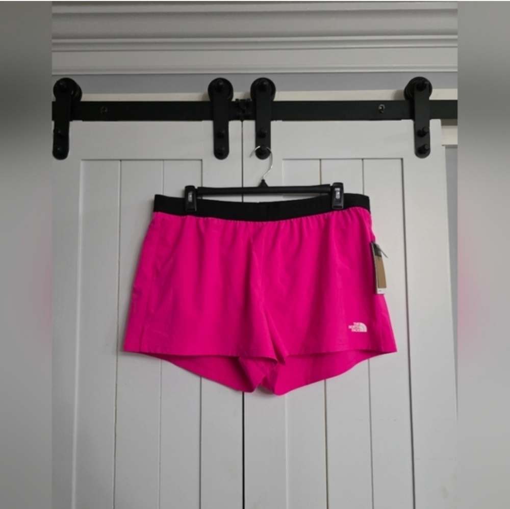 THE NORTH FACE Women's Wander Shorts. NEW!